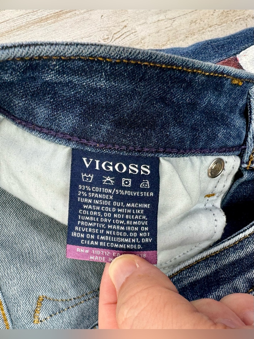 VIGOSS Skinny Leg Jeans Women’s 28x29 Blue Wash Stretch Denim USA Flag Print - Picture 5 of 12